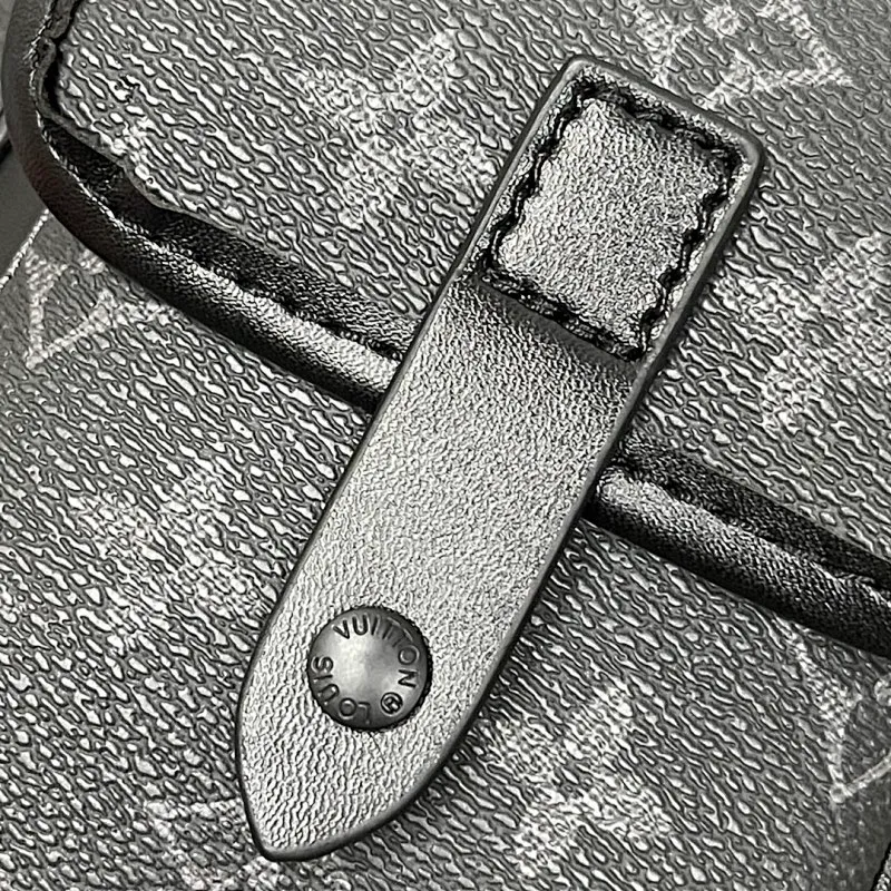 All categories Official website "Brand Women's Bags" Women's Bags 💙 LV Christopher mini handbag is made of iconic Monogram Macassar material and matte metal parts, with adjustable shoulder straps, and a dynamic atmosphere bursts out. It also features spacious compartments and front pockets, providing a modern way to carry your daily essentials. Dimensions: 15.0 x
