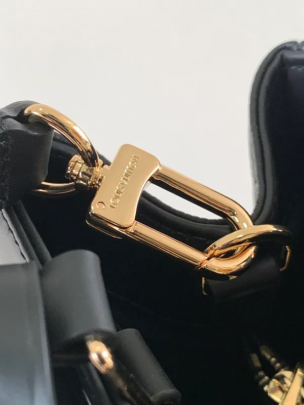 All Categories Official Website "Brand Women's Bags" Women's Bags 💙 LV 2026 Official Website New LV Crossbody Bag