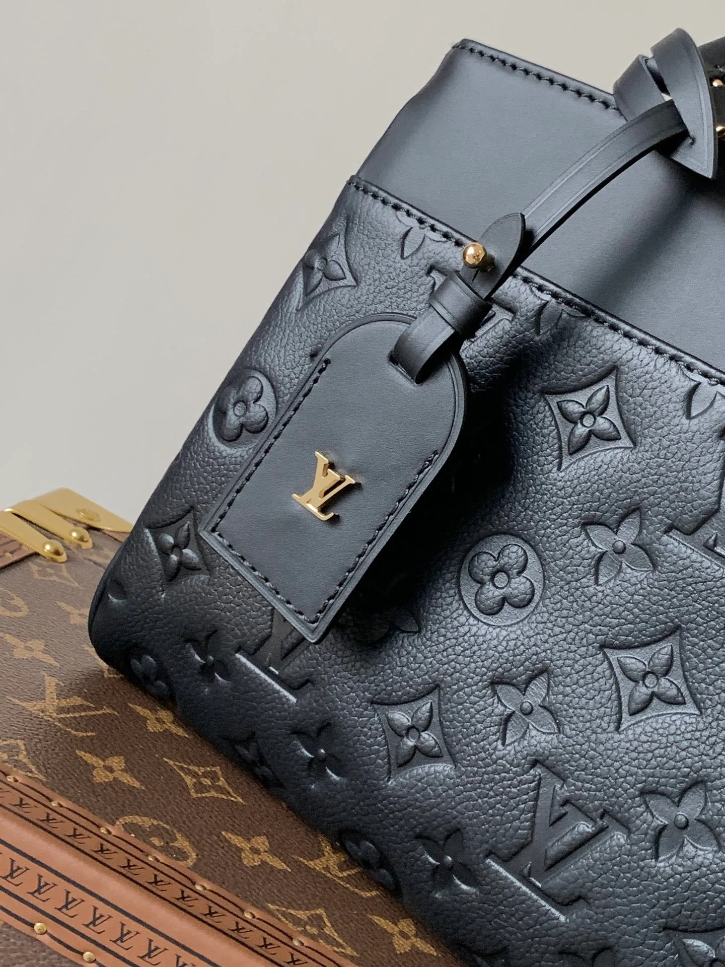 All Categories Official Website "Brand Women's Bags" Women's Bags 💙 LV 2026 Official Website New LV Crossbody Bag