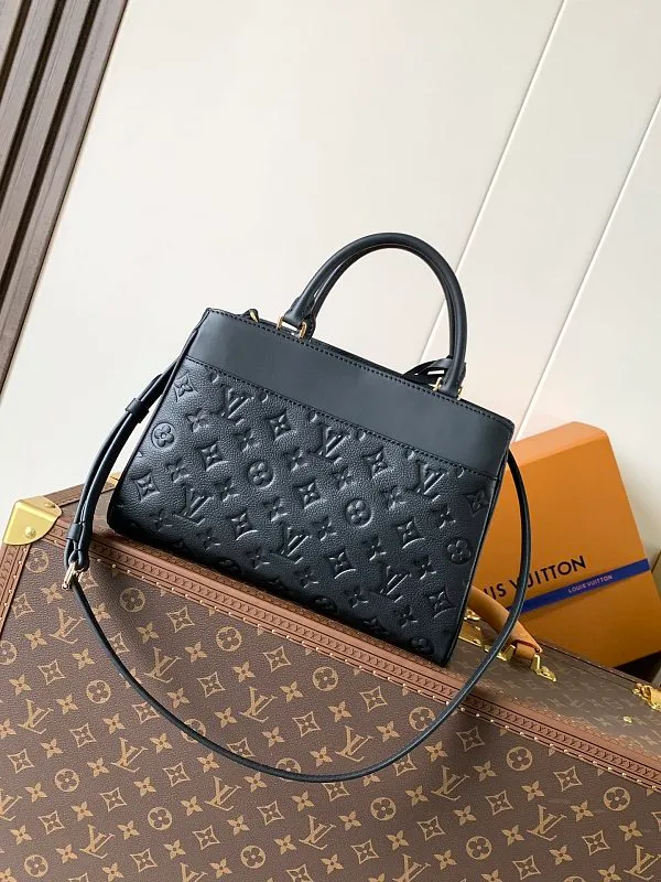 All Categories Official Website "Brand Women's Bags" Women's Bags 💙 LV 2026 Official Website New LV Crossbody Bag
