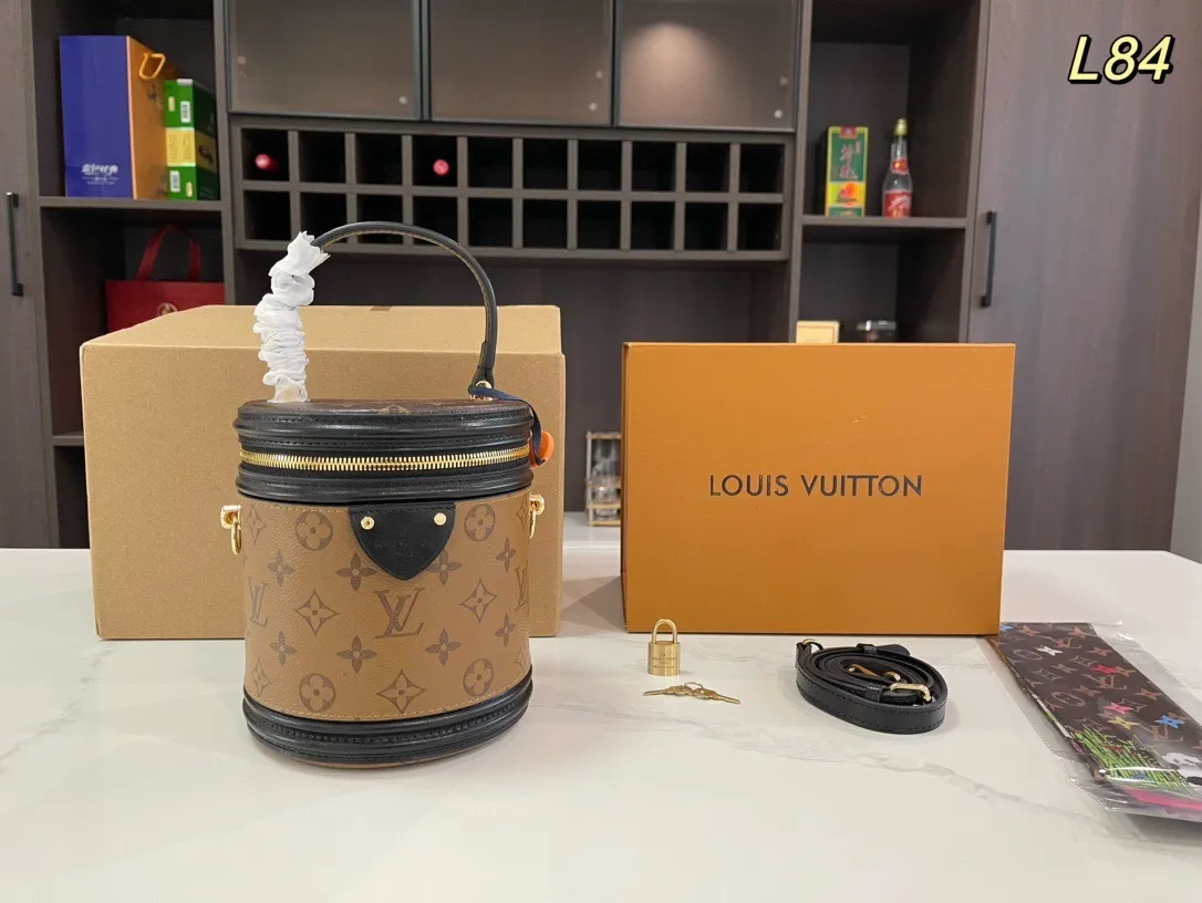 All Categories Official Website "Brand Women's Bags" Women's Bags 💙 LV 2024 New LV Bucket Bag