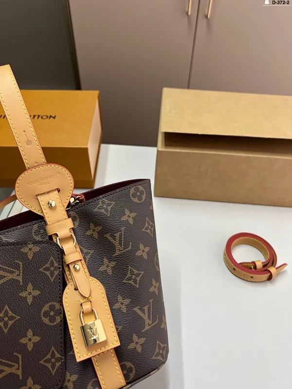 All Categories Official Website "Brand Women's Bags" Women's Bags 💙 LV 2025 New LV Bucket Bag