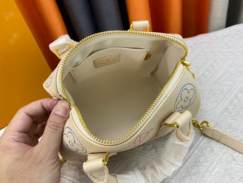 All Categories Official Website "Brand Women's Bags" Women's Bags 💙 LV 2023 New LV Crossbody Bag