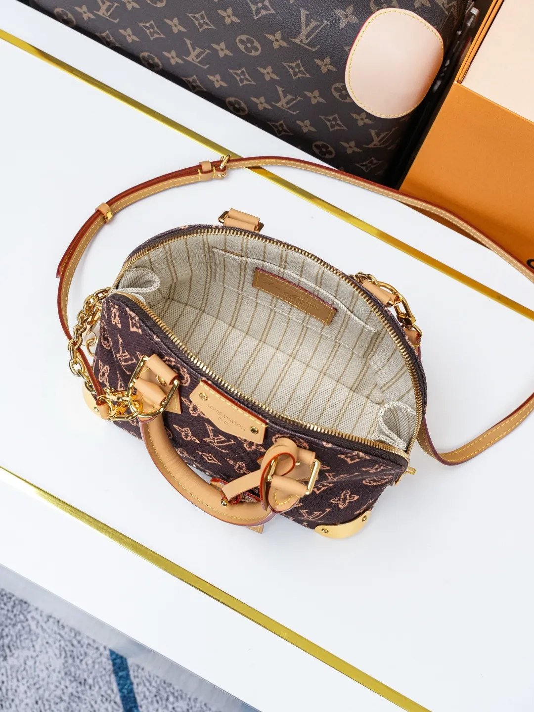 All Categories Official Website "Brand Women's Bags" Women's Bags 💙 LV 2026 Official Website New LV Crossbody Bag
