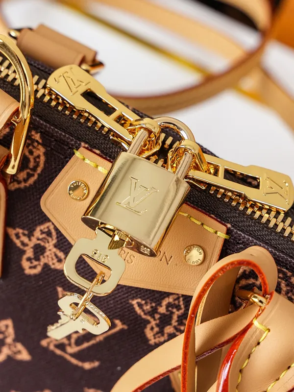 All Categories Official Website "Brand Women's Bags" Women's Bags 💙 LV 2026 Official Website New LV Crossbody Bag