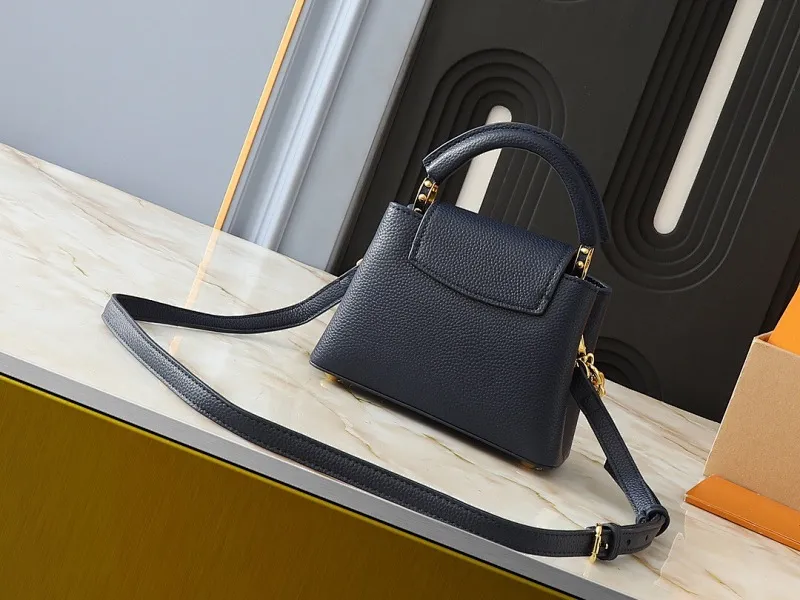 All Categories Official Website "Brand Women's Bags" Women's Bags 💙 LV 2024 New LV Crossbody Bag