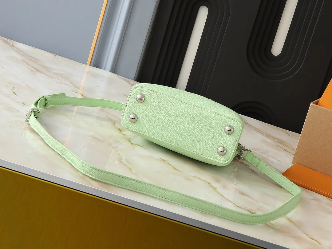 All Categories Official Website "Brand Women's Bags" Women's Bags 💙 LV 2024 New LV Crossbody Bag
