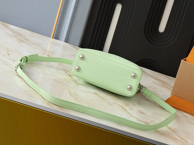 All Categories Official Website "Brand Women's Bags" Women's Bags 💙 LV 2024 New LV Crossbody Bag