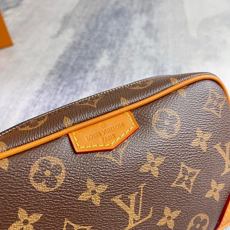 All Categories Official Website "Brand Women's Bags" Women's Bags 💙 LV 2025 New LV Crossbody Bag