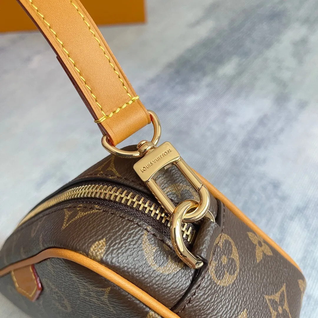 All Categories Official Website "Brand Women's Bags" Women's Bags 💙 LV 2025 New LV Crossbody Bag