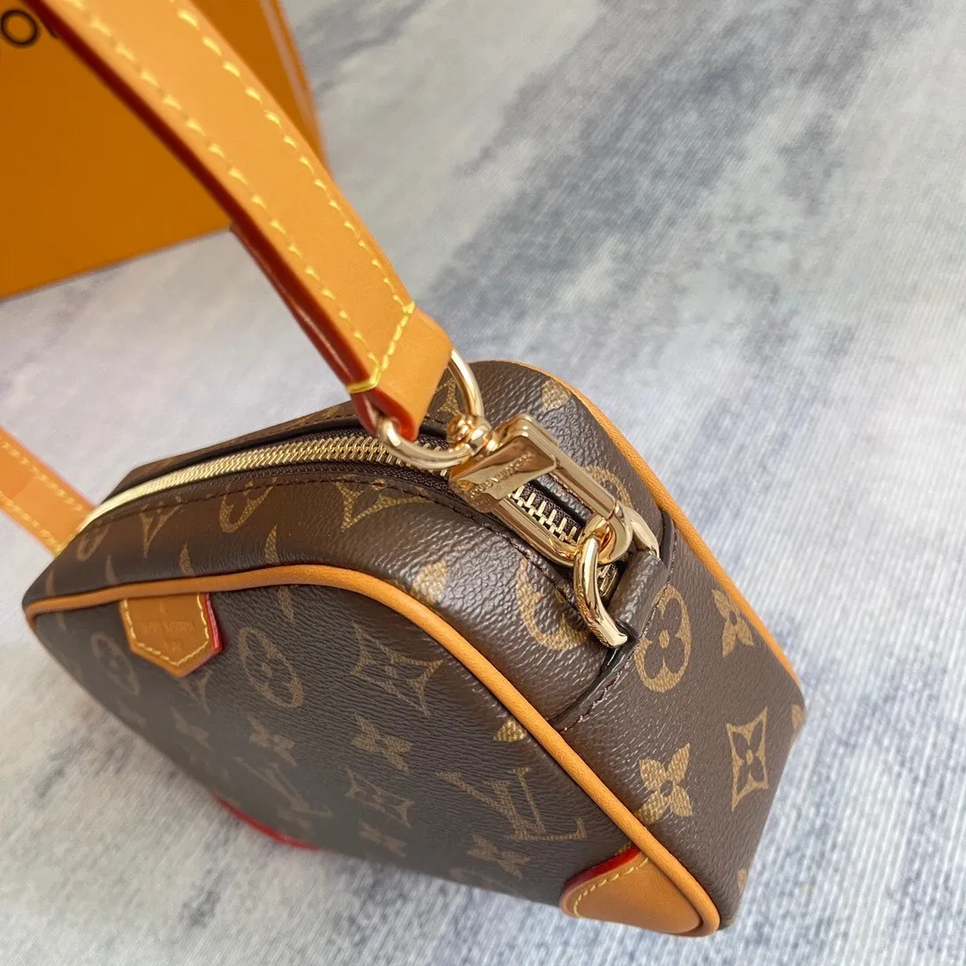 All Categories Official Website "Brand Women's Bags" Women's Bags 💙 LV 2025 New LV Crossbody Bag