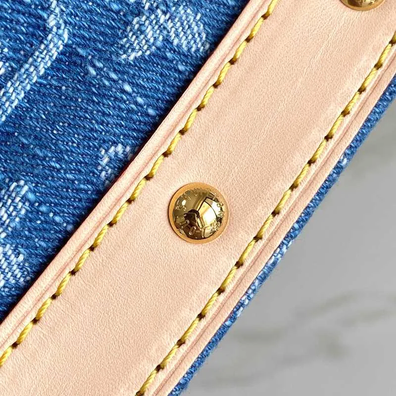 All Categories Official Website "Brand Women's Bags" Women's Bags 💙 LV LV 2026 New Crossbody Shoulder Bag