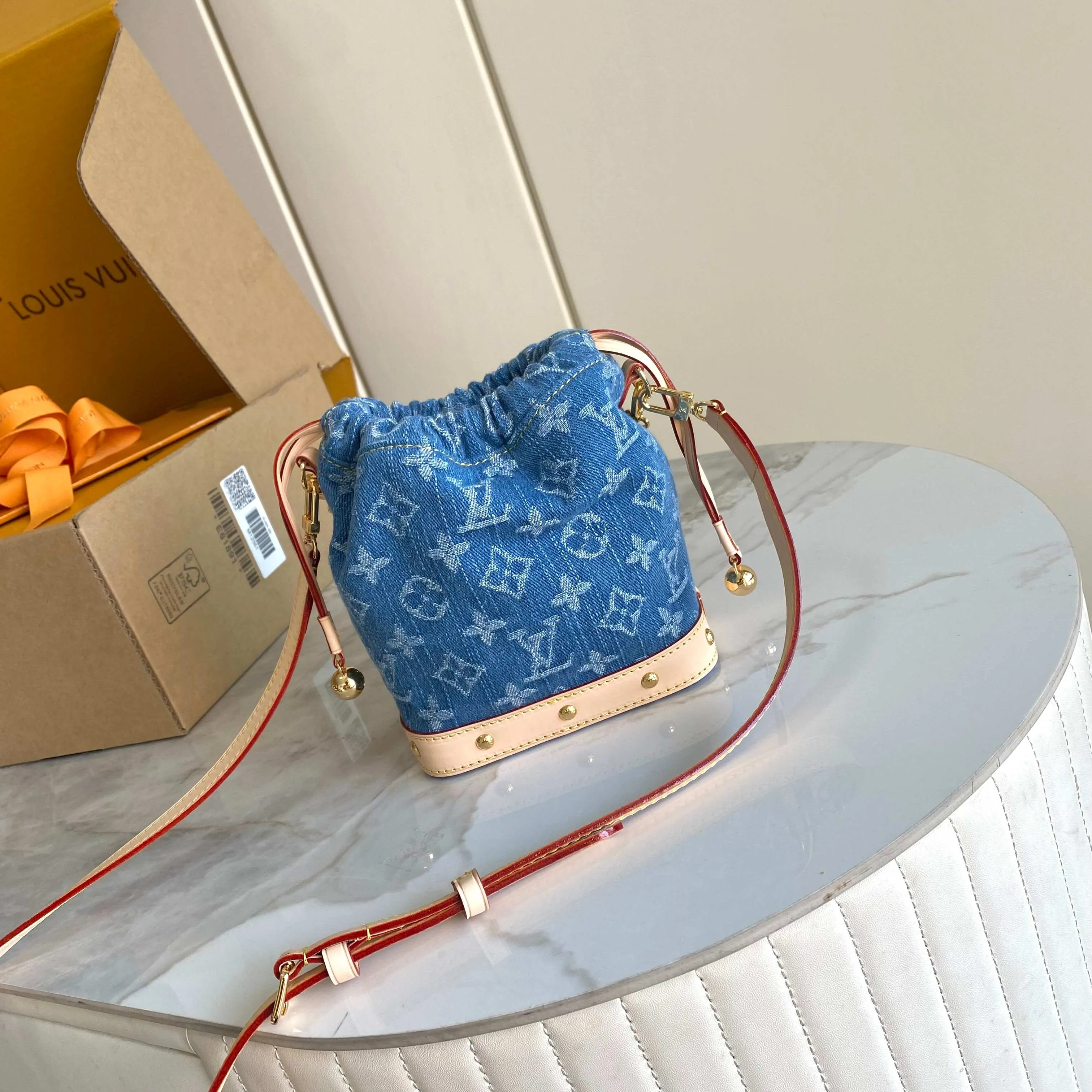 All Categories Official Website "Brand Women's Bags" Women's Bags 💙 LV LV 2026 New Crossbody Shoulder Bag