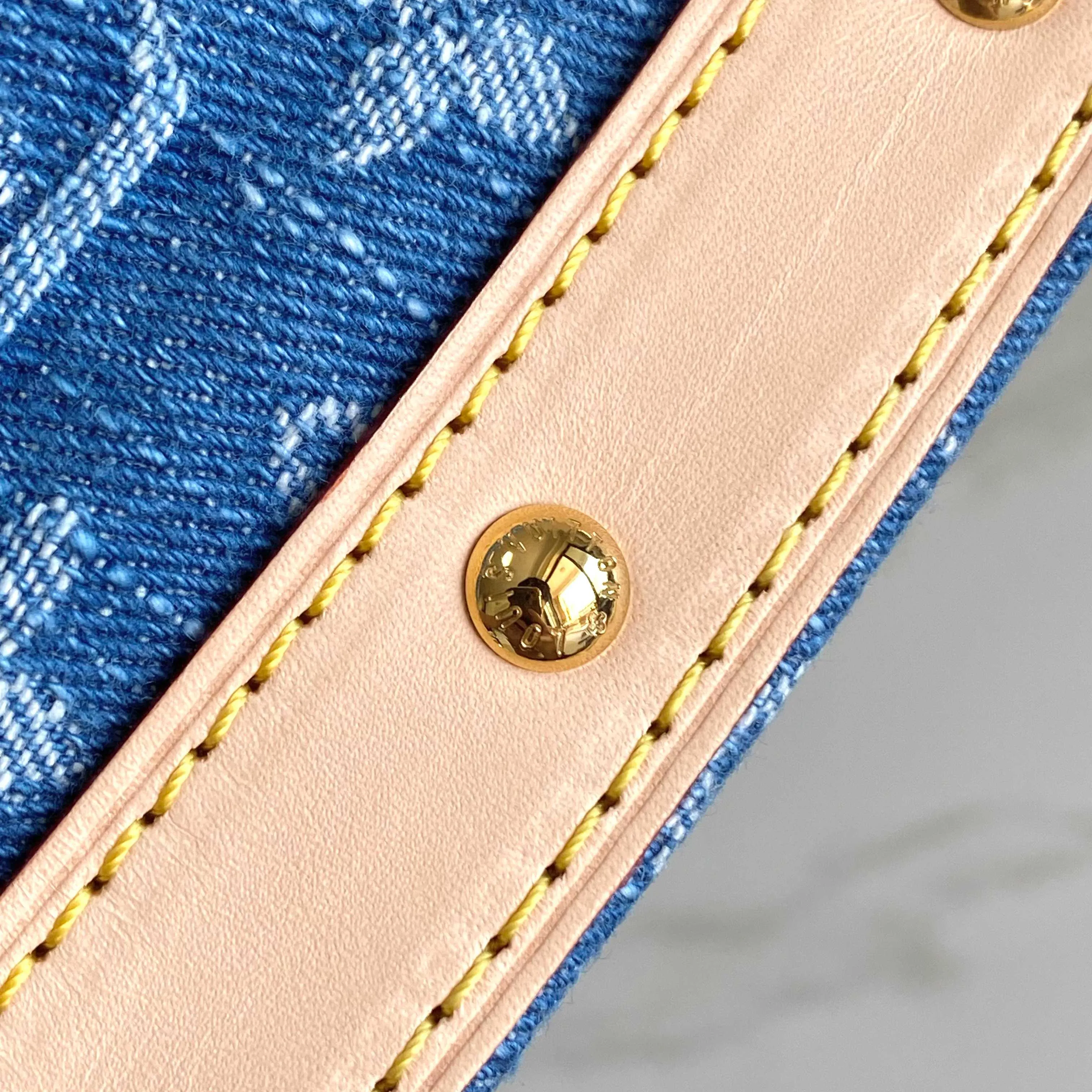 All Categories Official Website "Brand Women's Bags" Women's Bags 💙 LV LV 2026 New Crossbody Shoulder Bag