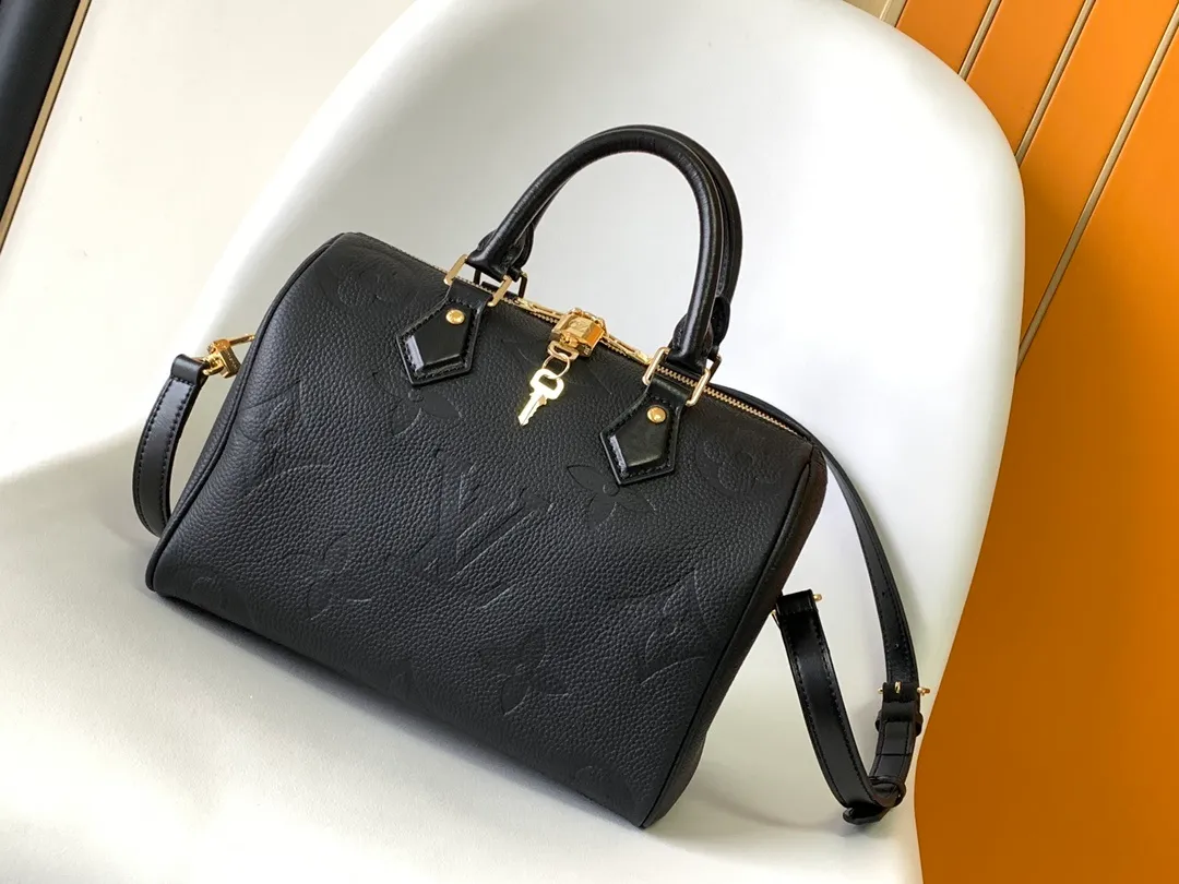 All Categories Official Website "Brand Women's Bags" Women's Bags 💙 LV 2026 New LV Crossbody Bag