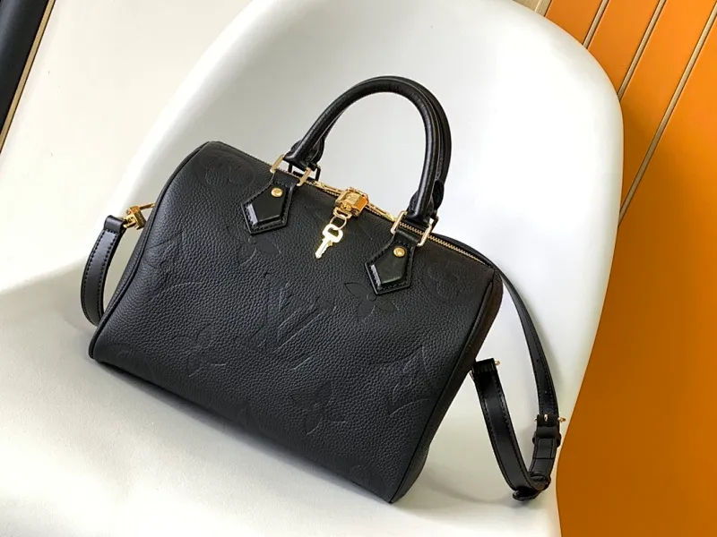 All Categories Official Website "Brand Women's Bags" Women's Bags 💙 LV 2026 New LV Crossbody Bag