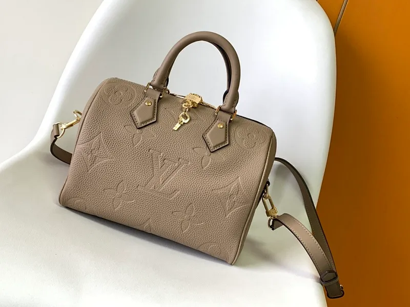 All Categories Official Website "Brand Women's Bags" Women's Bags 💙 LV 2026 New LV Crossbody Bag