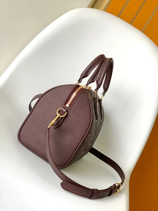 All Categories Official Website "Brand Women's Bags" Women's Bags 💙 LV 2026 New LV Crossbody Bag