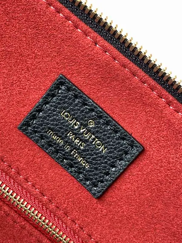 All Categories Official Website "Brand Women's Bags" Women's Bags 💙 LV 2026 New LV Crossbody Bag