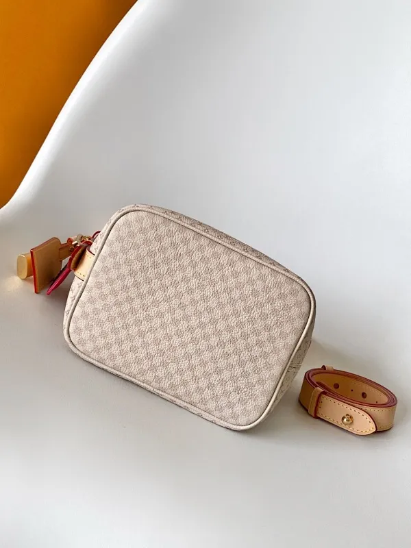 All Categories Official Website "Brand Women's Bags" Women's Bags 💙 LV 2025 New LV Crossbody Bag