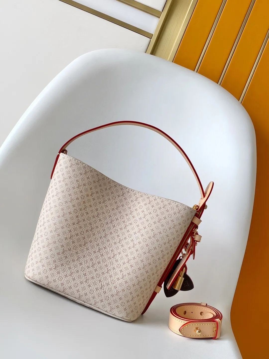 All Categories Official Website "Brand Women's Bags" Women's Bags 💙 LV 2025 New LV Crossbody Bag