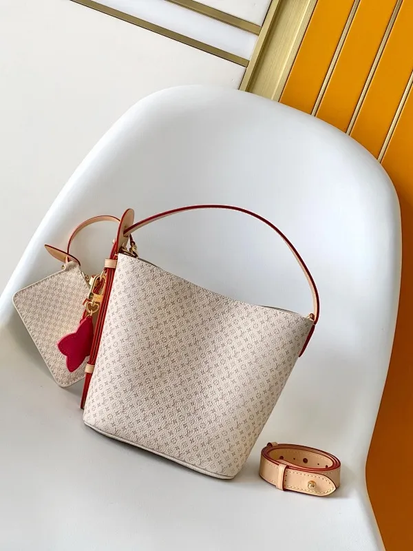 All Categories Official Website "Brand Women's Bags" Women's Bags 💙 LV 2025 New LV Crossbody Bag