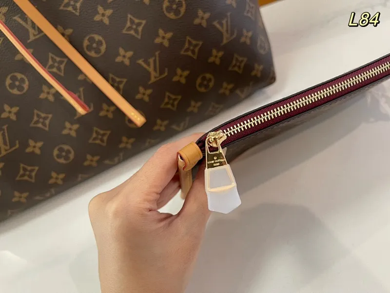 All Categories Official Website "Brand Women's Bags" Women's Bags 💙 LV 2024 New LV Crossbody Bag