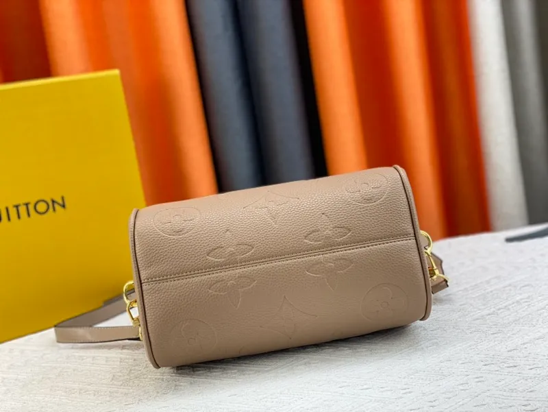 All Categories Official Website "Brand Women's Bags" Women's Bags 💙 LV 2023 New LV Pillow Bag
