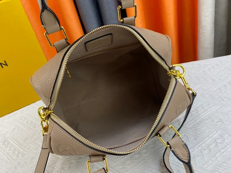 All Categories Official Website "Brand Women's Bags" Women's Bags 💙 LV 2023 New LV Pillow Bag