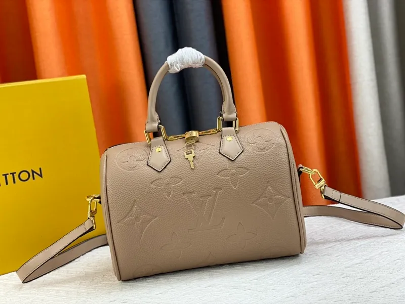 All Categories Official Website "Brand Women's Bags" Women's Bags 💙 LV 2023 New LV Pillow Bag