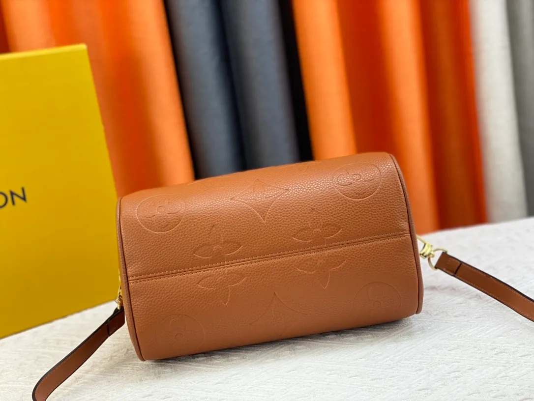 All Categories Official Website "Brand Women's Bags" Women's Bags 💙 LV 2023 New LV Pillow Bag