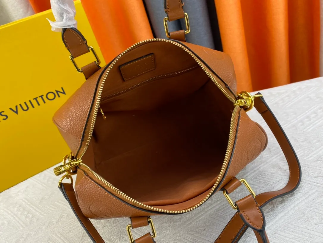 All Categories Official Website "Brand Women's Bags" Women's Bags 💙 LV 2023 New LV Pillow Bag