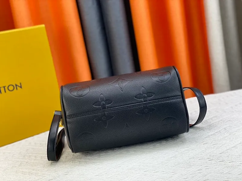 All Categories Official Website "Brand Women's Bags" Women's Bags 💙 LV 2023 New LV Pillow Bag