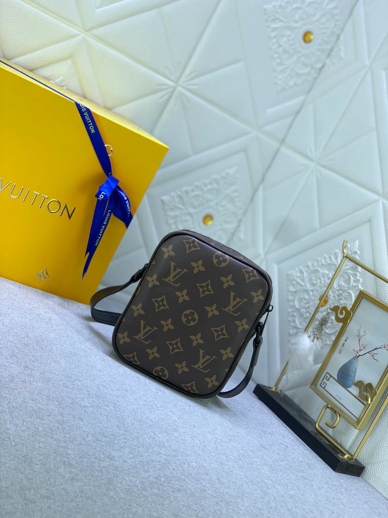 All categories Official website "Brand Women's Bags" Women's Bags 💙 LV 2023 new LVmini crossbody bag