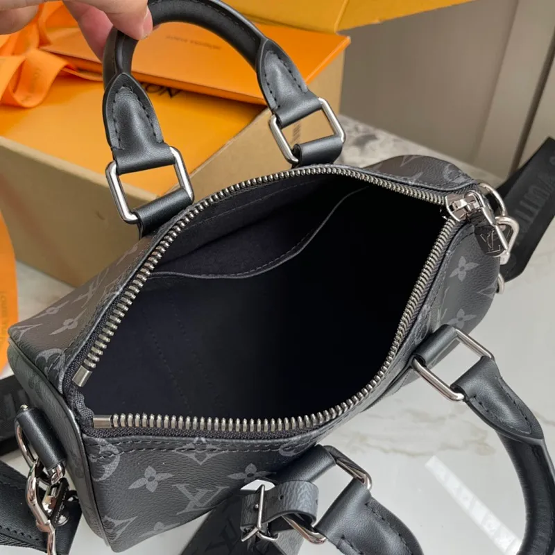 All Categories Official Website "Brand Women's Bags" Women's Bags 💙 LV 2026 New LV Crossbody Bag