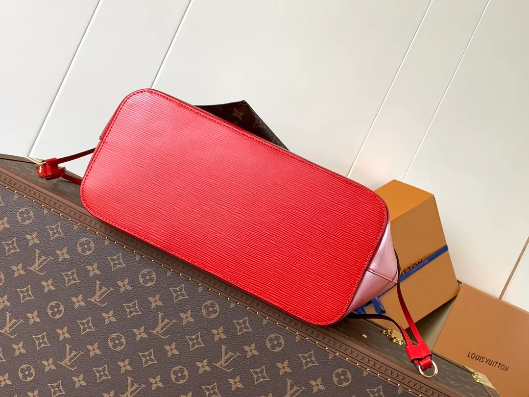 All categories Official website "Brand Women's Bags" Women's Bags 💙 LV 2026 new LV hand-held crossbody bag