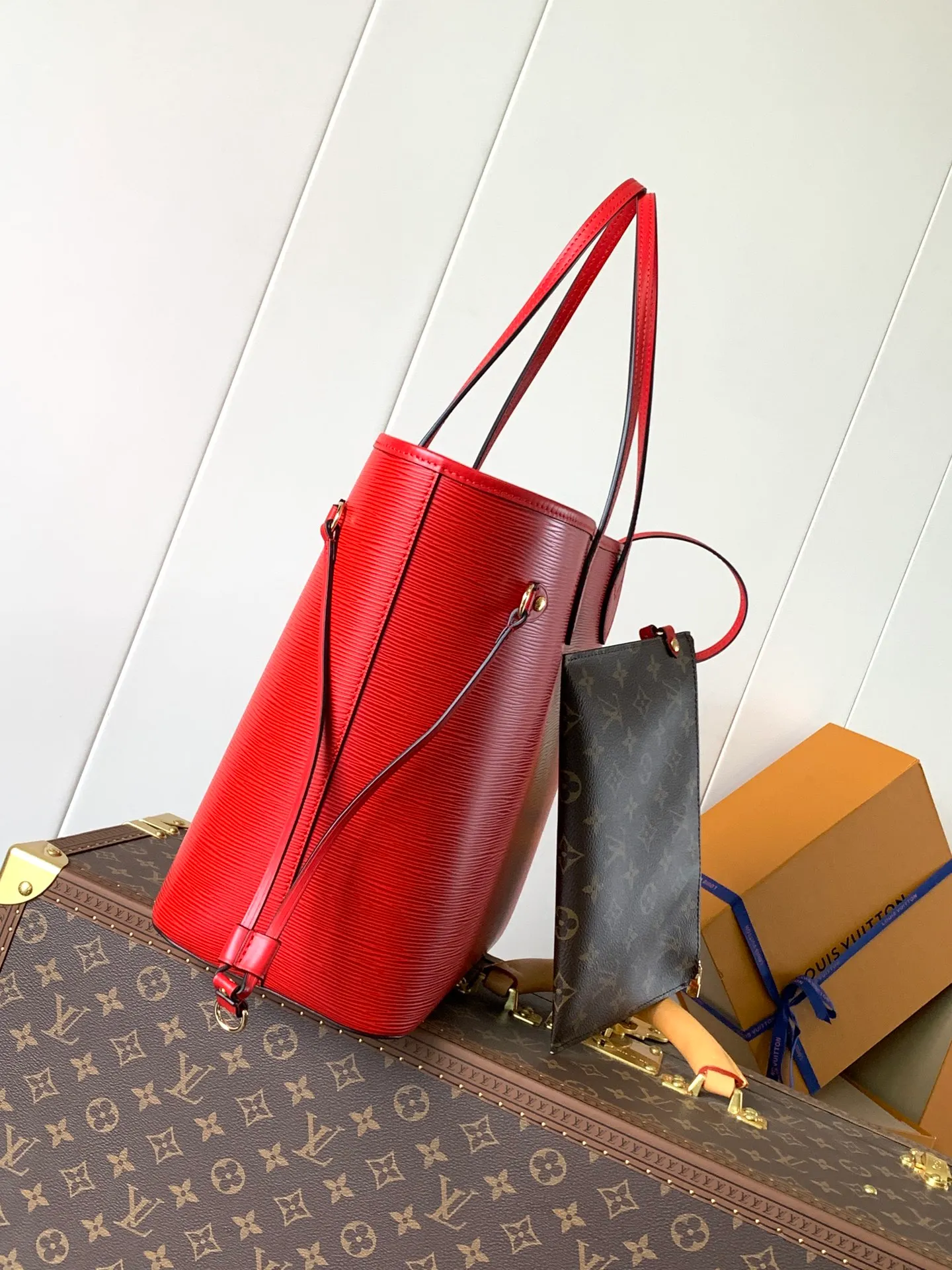 All categories Official website "Brand Women's Bags" Women's Bags 💙 LV 2026 new LV hand-held crossbody bag