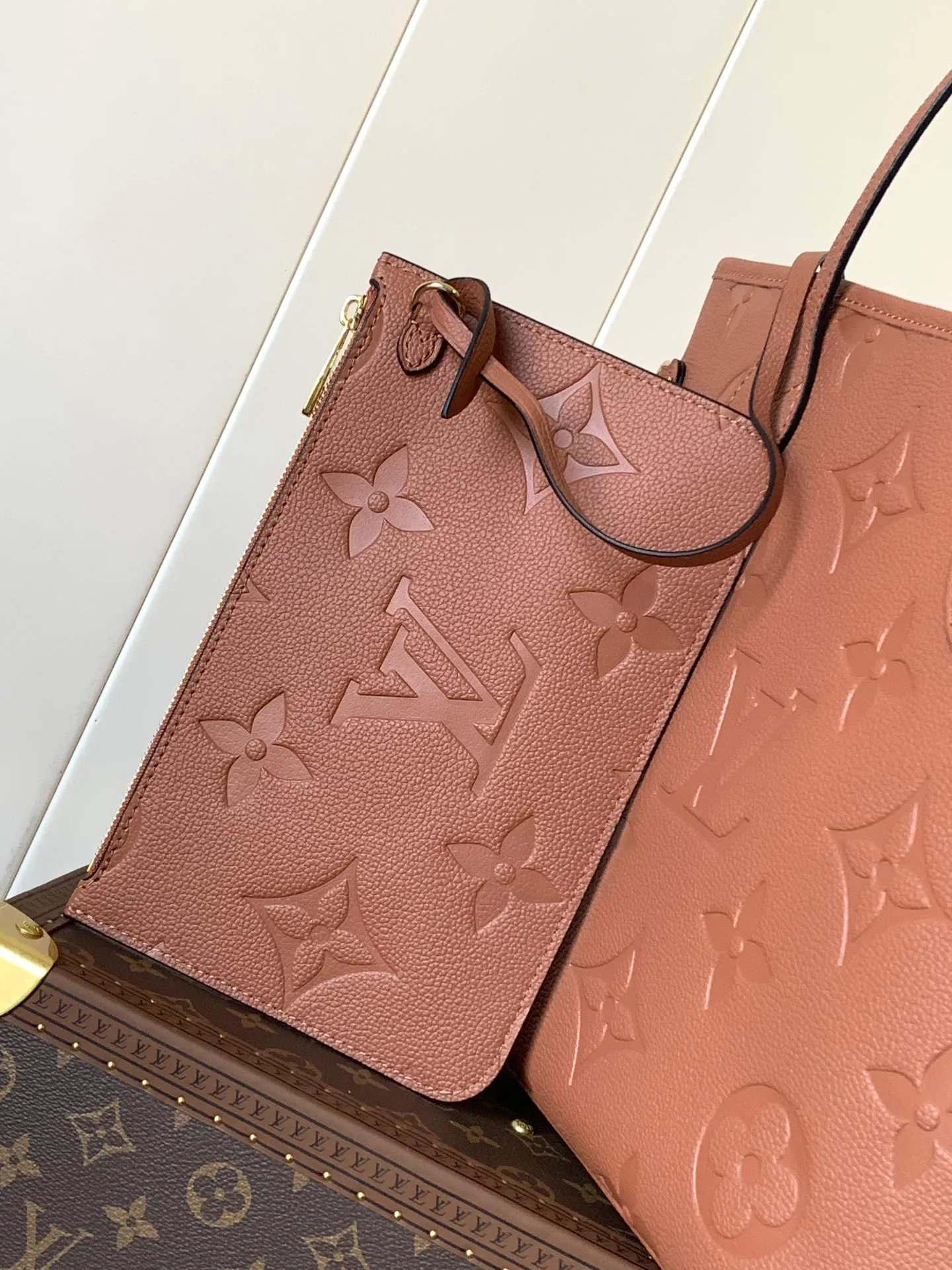 All categories Official website "Brand Women's Bags" Women's Bags 💙 LV 2026 new LV hand-held crossbody bag