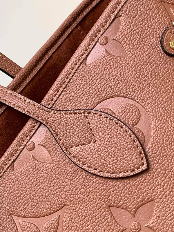 All categories Official website "Brand Women's Bags" Women's Bags 💙 LV 2026 new LV hand-held crossbody bag