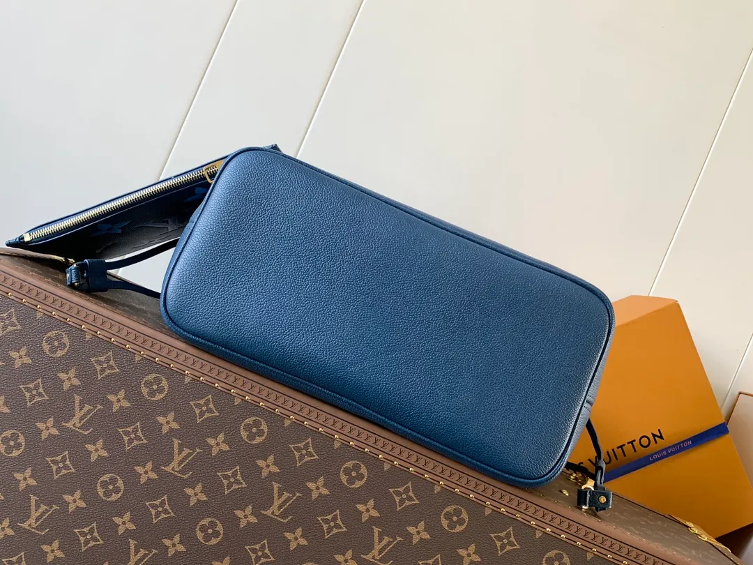 All categories Official website "Brand Women's Bags" Women's Bags 💙 LV 2026 new LV hand-held crossbody bag