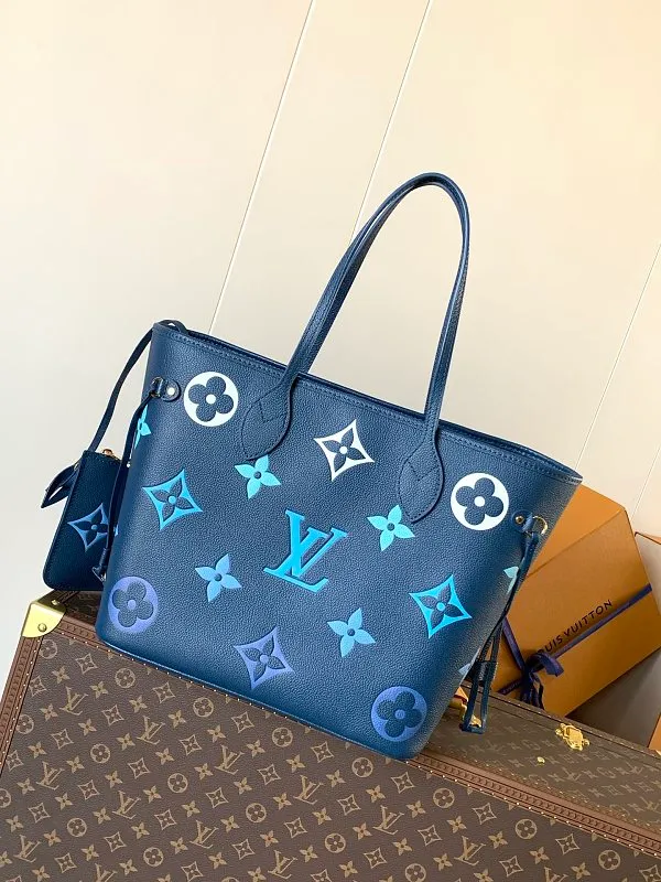 All categories Official website "Brand Women's Bags" Women's Bags 💙 LV 2026 new LV hand-held crossbody bag
