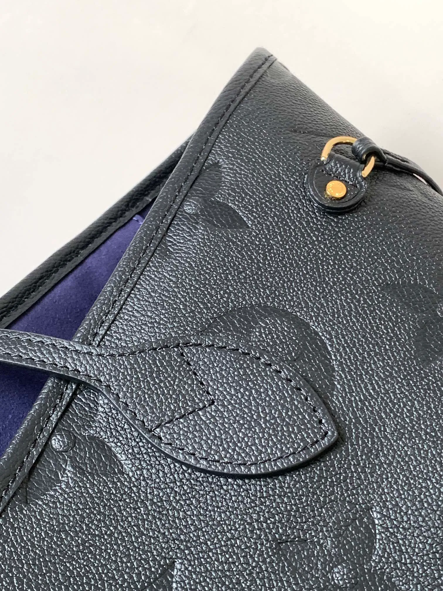 All categories Official website "Brand Women's Bags" Women's Bags 💙 LV 2026 new LV hand-held crossbody bag
