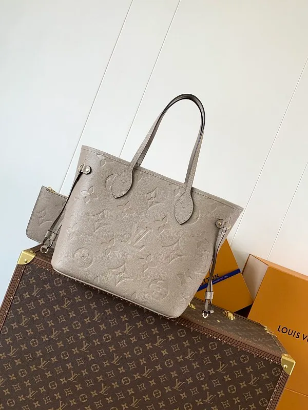 All categories Official website "Brand Women's Bags" Women's Bags 💙 LV 2026 new LV hand-held crossbody bag