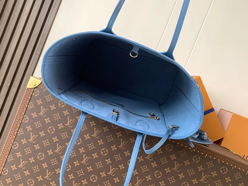 All categories Official website "Brand Women's Bags" Women's Bags 💙 LV 2026 new LV hand-held crossbody bag