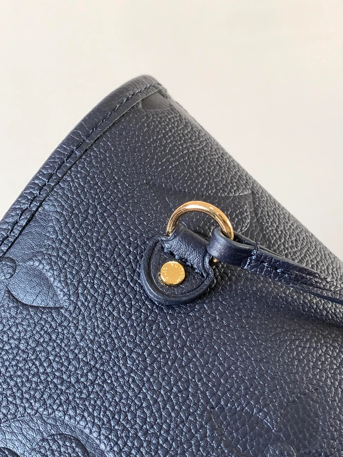 All categories Official website "Brand Women's Bags" Women's Bags 💙 LV 2026 new LV hand-held crossbody bag