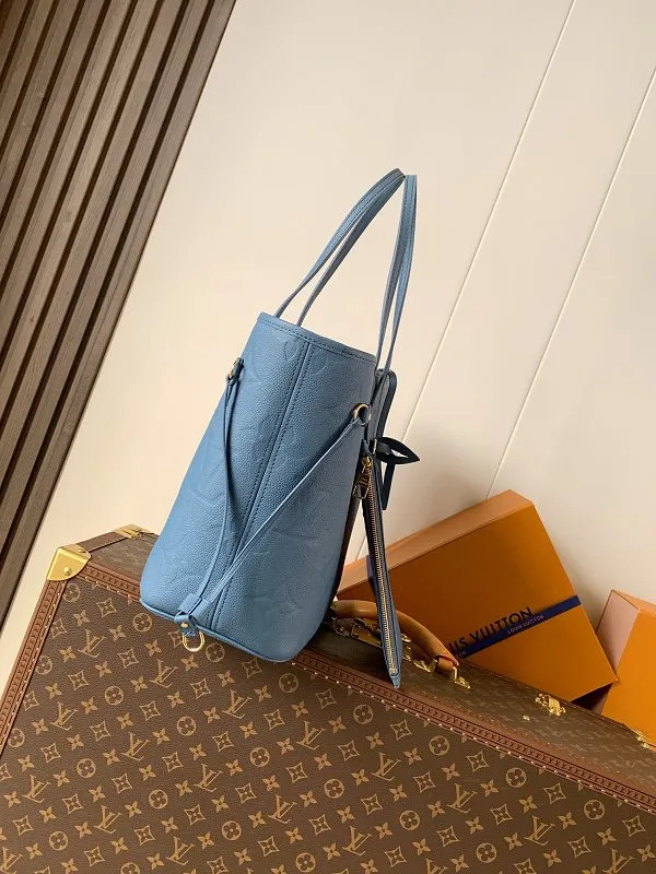 All categories Official website "Brand Women's Bags" Women's Bags 💙 LV 2026 new LV hand-held crossbody bag