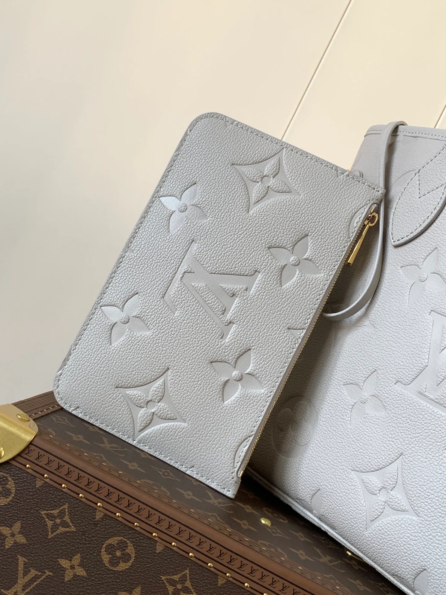 All categories Official website "Brand Women's Bags" Women's Bags 💙 LV 2026 new LV hand-held crossbody bag