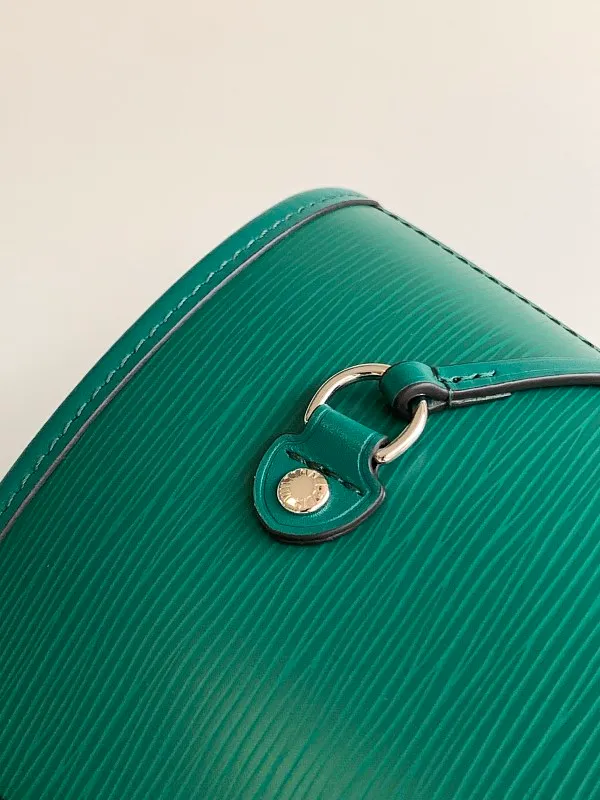 All categories Official website "Brand Women's Bags" Women's Bags 💙 LV 2026 new LV hand-held crossbody bag