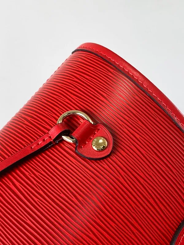 All categories Official website "Brand Women's Bags" Women's Bags 💙 LV 2026 new LV hand-held crossbody bag