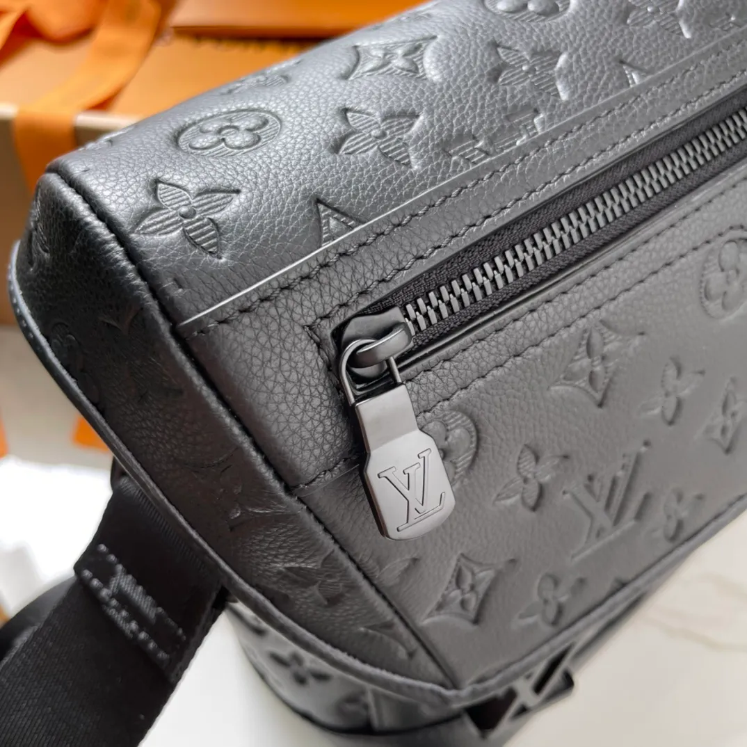 All Categories Official Website "Brand Women's Bags" Women's Bags 💙 LV 2026 New LV Crossbody Bag